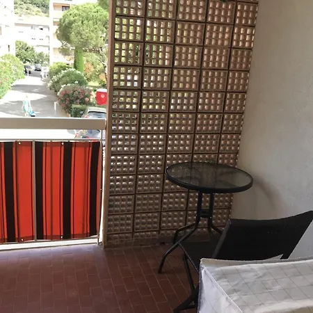 Beautiful With Balcony In Saint-raphael Appartamento